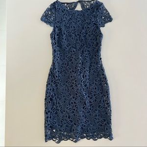 Alice + Olivia Navy Lace Sheath Cocktail Dress Sz 2